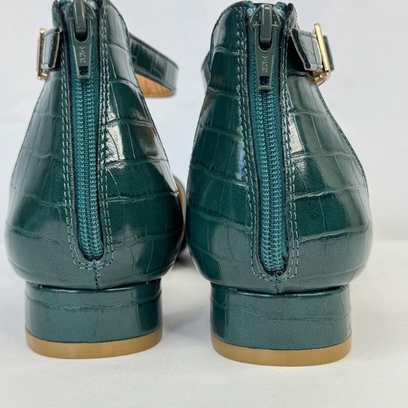 Comfort View Loucia Womens Green Alligator Pattern Ankle Strap Shoes 11WW - Picture 9 of 14